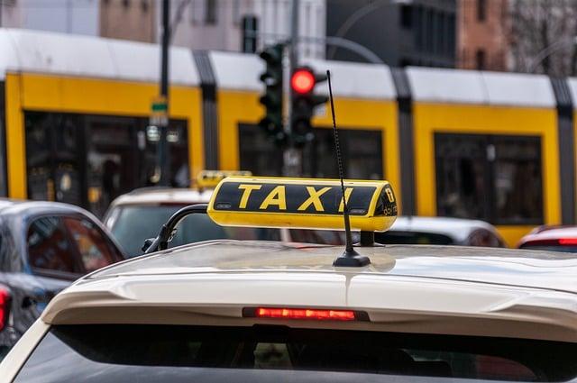 Jak funguje služba Senior Taxi v Praze