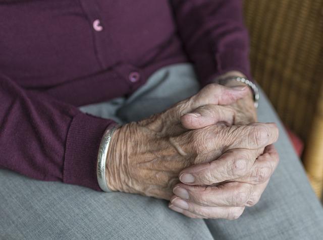 Zážitky a doporučení od seniorů, kteří cestují autobusem