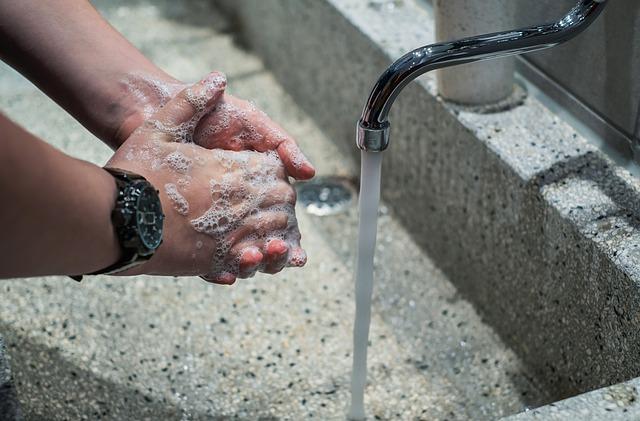 Údržba hygieny a zdraví pokožky seniora